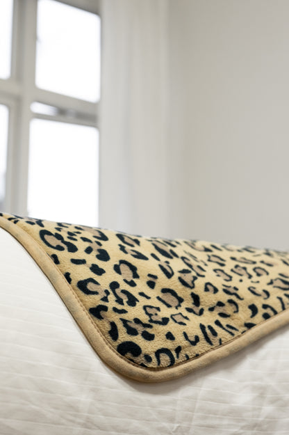 Vattentät Goddess Blanket™ - Vild Leopard