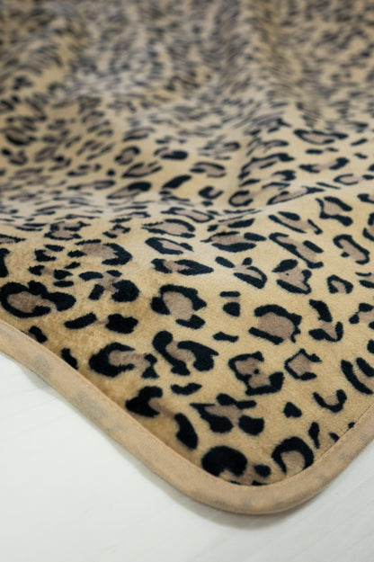 Vattentät Goddess Blanket™ - Vild Leopard